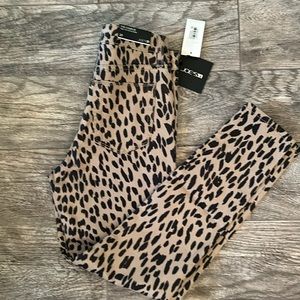 NWT- Joe’s leopard print - The Charlie high rise skinny ankle- size 27